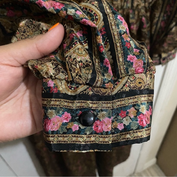 Vintage Floral Long Sleeve Dress - Picture 6 of 6